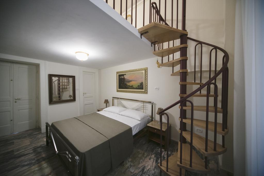 ナポリ エリア アンジオイナ スイーツ Bed & Breakfast エクステリア 写真