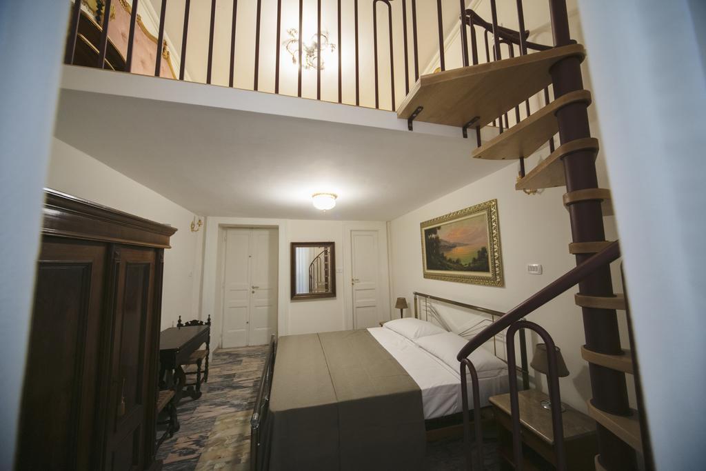 ナポリ エリア アンジオイナ スイーツ Bed & Breakfast エクステリア 写真